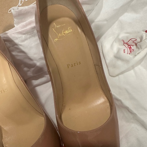 Christian Louboutin Nude Peep Toe Heels - Picture 5 of 16